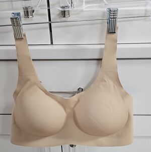 knix Nude Beige Seamless Wireless Bra